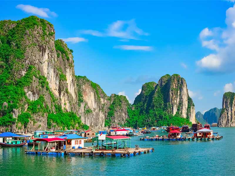 Cua Van Fishing Village