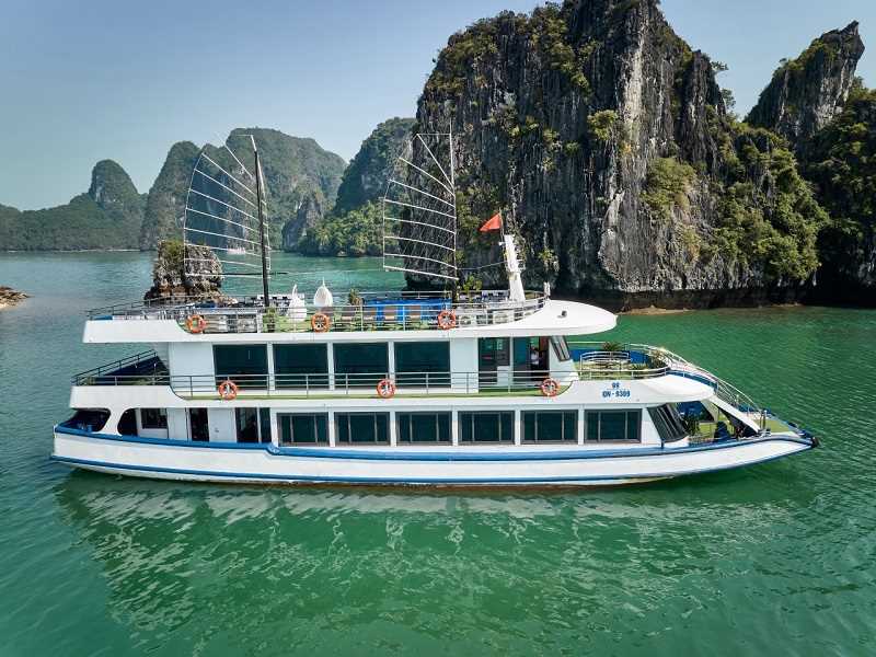 Jewels of the Bay Cruise - 1 Day Tour - Halong Bay
