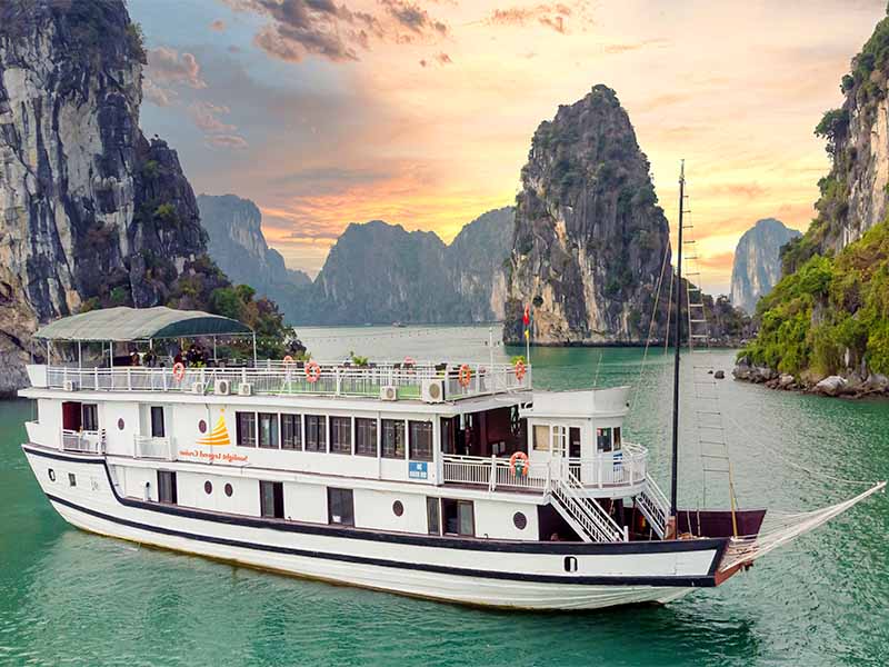 Sunlight Legend Halong Cruise - 3 Days 2 Nights - Halong Bay & Lan Ha Bay