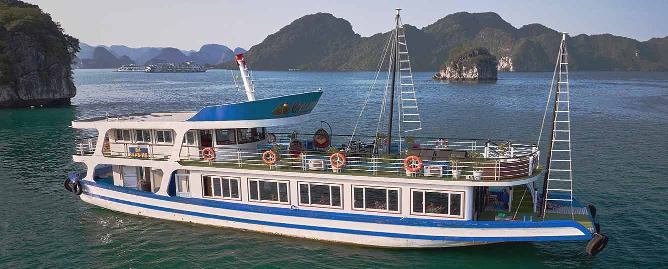 Reina Cruise - 1 Day Tour - Halong Bay
