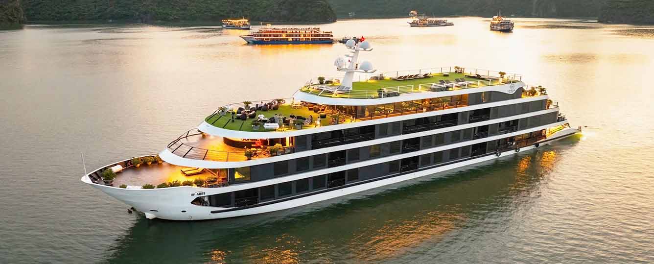 Venus Cruise - 2 Days 1 Night - Halong Bay & Lan Ha Bay